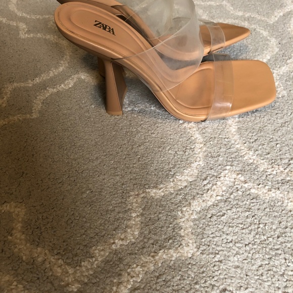 Zara High-heel sandals. Transparent straps on the front. Size 40 - Picture 2 of 5